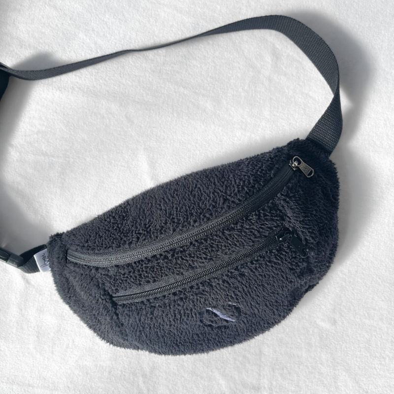 Banane upcyclée polaire noire – Image 2