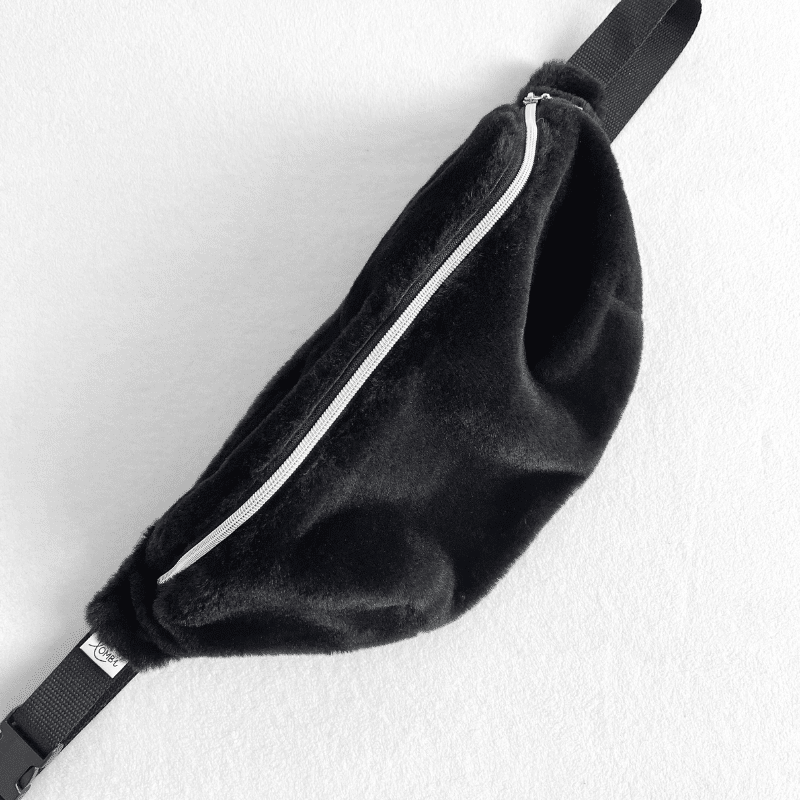 Maxi banane fausse fourrure noire – Image 4