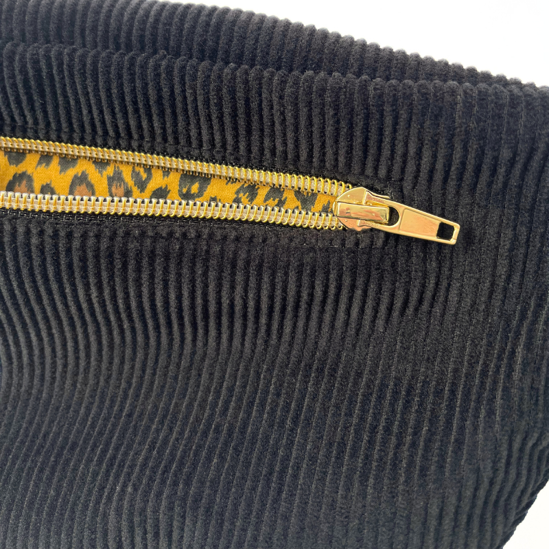 Banane noire doublure léopard – Image 6