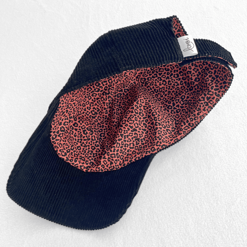 Casquette noire et pêche – Image 3