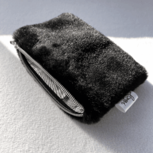 Porte-monnaie fausse fourrure noire